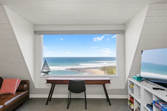 Work or study with uninterrupted Southern Ocean views from your private workspace.