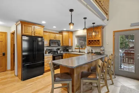 Fully equipped kitchen has everything you need to create a delicious family meal.