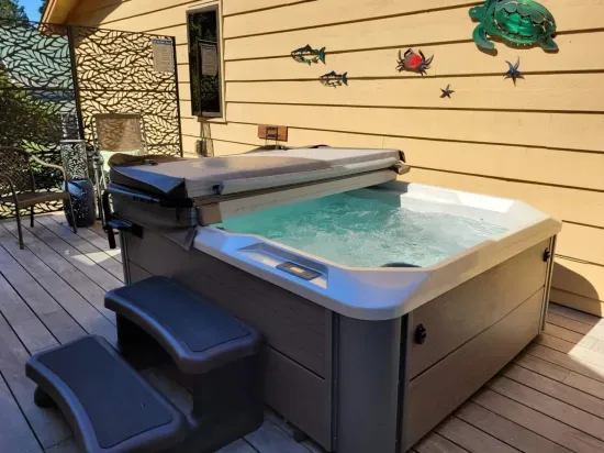 In the evenings, be sure to enjoy the warmth of the hot tub, perhaps with a glass of your favorite beverage and of course, your closest friends. Take in the view of the vast network of stars overhead as you feel the last of your cares melting away.