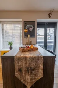 Chic Soho Gallery Flat with Private Terrace - image 9 of 46