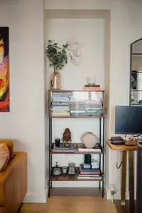 Chic Soho Gallery Flat with Private Terrace - image 25 of 46
