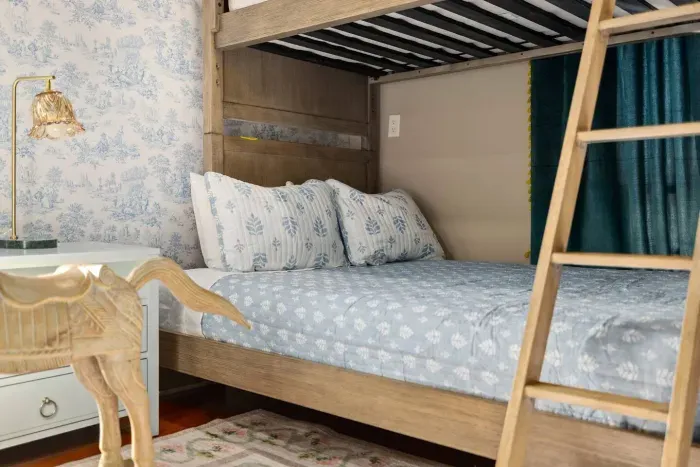 2 bunk beds with a twin over a full.