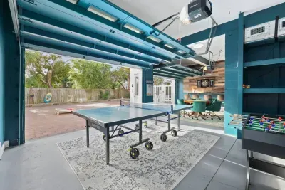 6 bedroom oasis | Pool - image 6 of 50