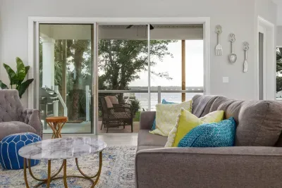 Crescent Retreat, Sleeps 12, Beautiful water views - image 28 of 45