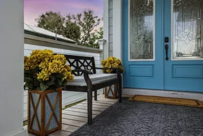 Crescent Retreat, Sleeps 12, Beautiful water views - image 10 of 45