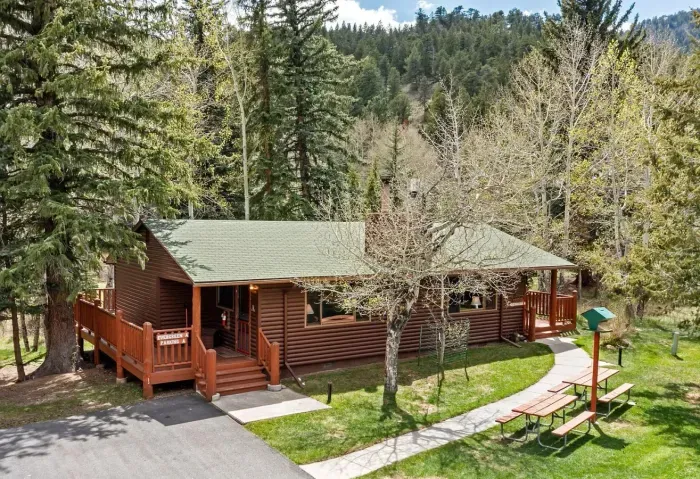 cabin- AB Reformated