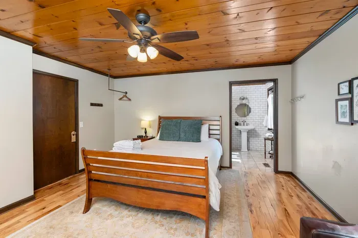 Rockwell Ridge | Inn - image 34 of 49