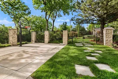 Basketball court directly outside of the Airbnb for you to enjoy!