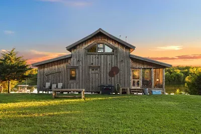 Cabin on Four-Acre Pond