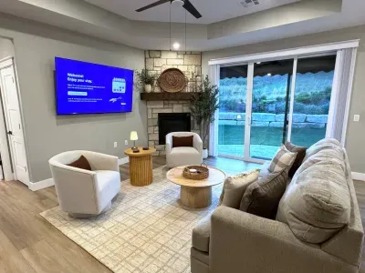 NEW Colbert Hills Retreat w/King Beds - image 14 of 28