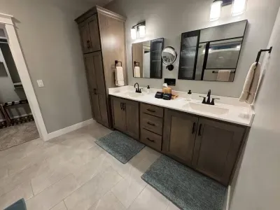 NEW Colbert Hills Retreat w/King Beds - image 19 of 28