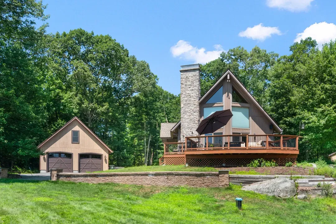 Beautiful lake front home