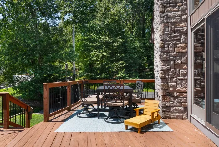 Large deck to enjoy a meal