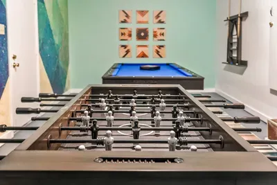 Foosball face-off, anyone? Whether it’s kids vs. grown-ups or sibling rivalry at its finest, this game room is built for unforgettable matchups and nonstop fun.