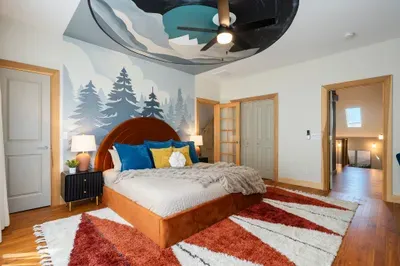 Sink into a king bed in a room that feels tucked deep into the forest itself, where the trip's pace finally slows, the shoulders drop, and sleep arrives without you trying.