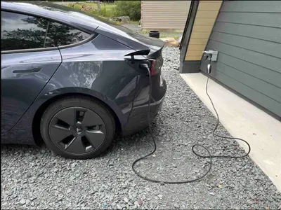 Equipped with a NEMA 14-50 60 amp outlet, perfect for electric vehicle charging.  Guests are kindly reminded to bring their own charging cord for use.  This added convenience ensures your electric vehicle is ready for your adventures while with us!