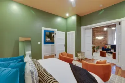 King bed room