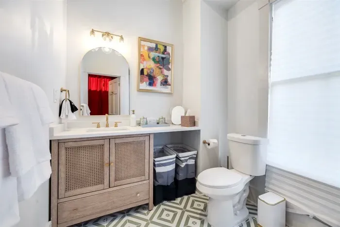 Full Bathroom upstairs -1