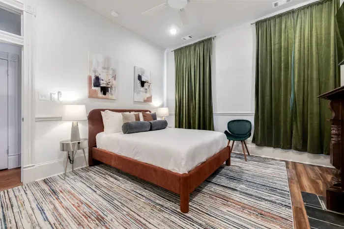 Queen Bedroom Upstairs- 3