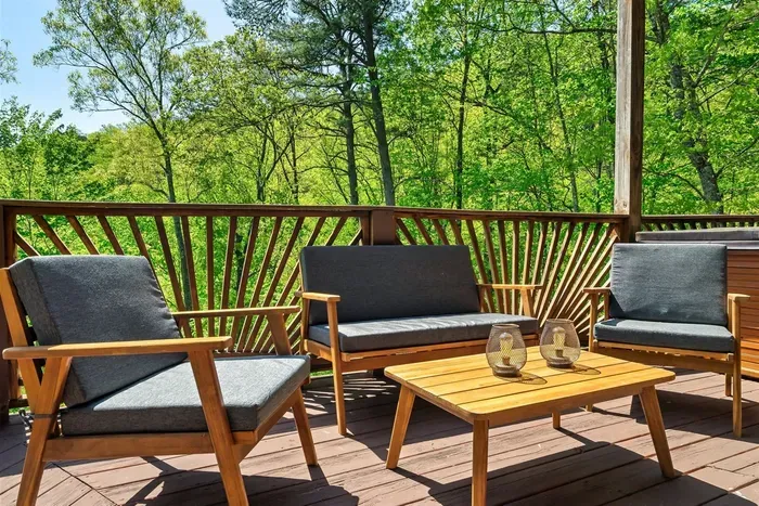 Sun, breeze, and peaceful moments await.