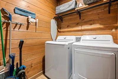 Full-size washer and dryer on site, so you can pack light and stay longer. Trail-muddy clothes handled before the next hike.