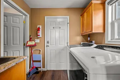Washer and dryer on the main level, steps from the kitchen