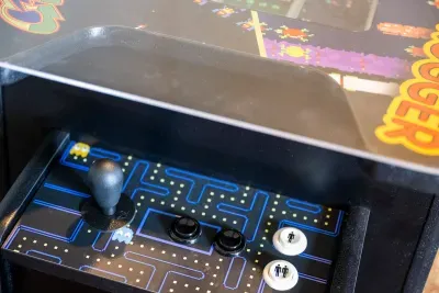Classic arcade cabinet with the games already loaded