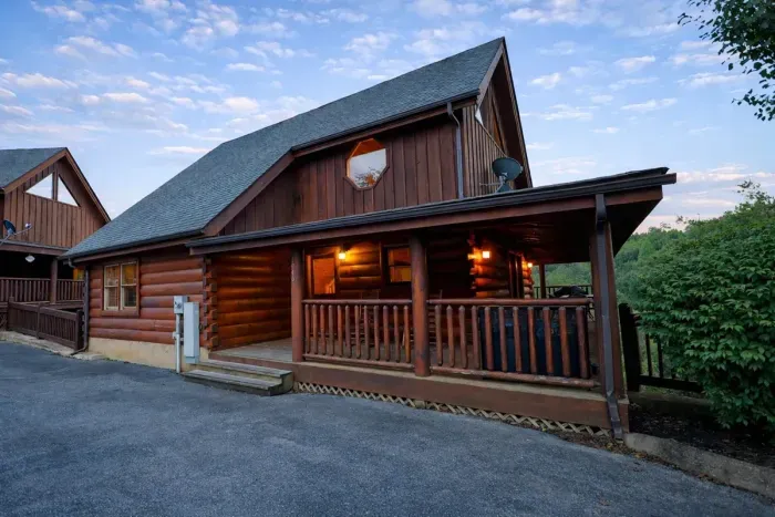 The cabin lights up, and so does the evening… your perfect escape.
