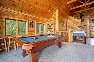 Challenge your friends to a game of billiards and show off your skills! 🏆