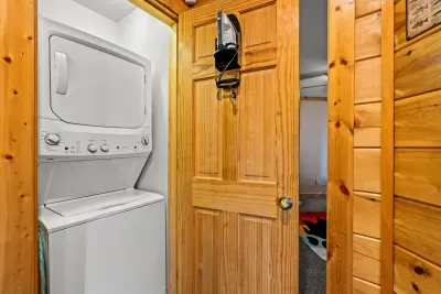 Pack light! Our washer and dryer are here for all your laundry needs. 🧺