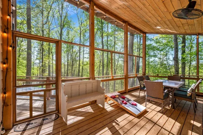 Enjoy time with family and friends on the peaceful back deck!