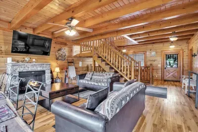 Cozy up by the fireplace & unwind after a day in the Smokies 🔥