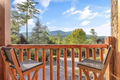 This is what a Smoky Mountain escape is all about!