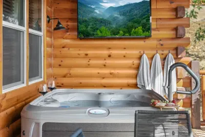 There’s no better way to end your day than in this hot tub.