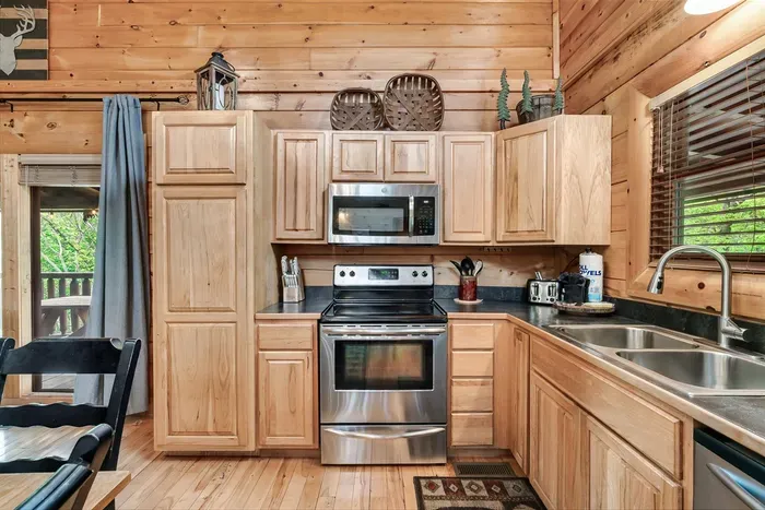 🍴 Cook like home, dine like vacation.