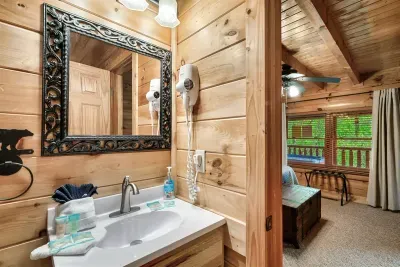 Every detail cared for — even in the bathroom.