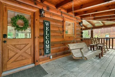 Your cabin escape starts right here. 🌲