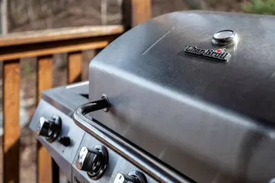 Fire up the grill and savor every moment of your cabin getaway 🔥🍴