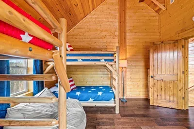 Dreamy nights, peaceful mornings — this is your cabin escape. 🌙✨
