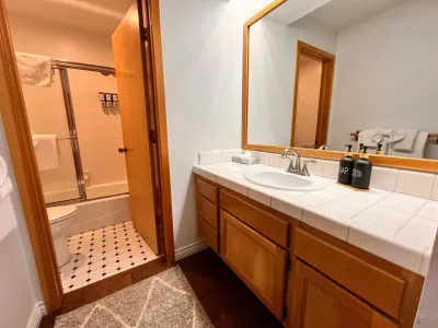 Shared downstairs bathroom with shower/bath