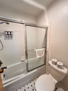 Full bathroom with shower/bath in Primary bedroom