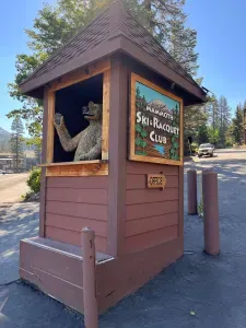 Look for the waving bear then turn right and proceed up the driveway (Mammoth Slope Way) to get to to the Mammoth Ski & Racquest Club