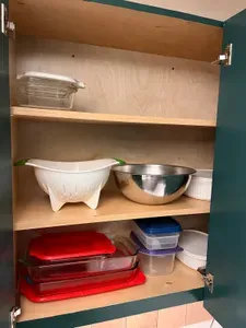 Kitchen bowls and containers