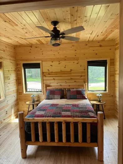 Main level Queen Bed, Bedroom #2 within Lakeside #1.  This bedroom connects directly with the main level full bathroom.