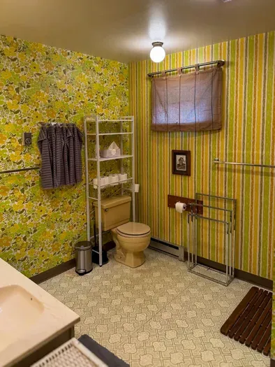 Spacious Family Size Bathroom #1 with towel set for 6 guests (hand towel, washcloth, shower towel), hamper, spa soaps (hand soap, shampoo, conditioner, bath gel), hair dryer, dual vanity with storage, ceiling heat vent, air vent, & much more!