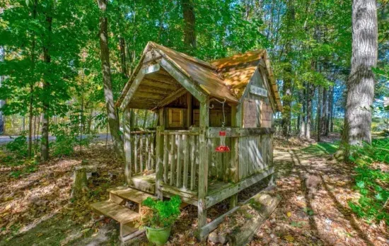 Kids and adults alike will find this on property mini-house a fun way to spend the day enjoying the breeze off the lake.