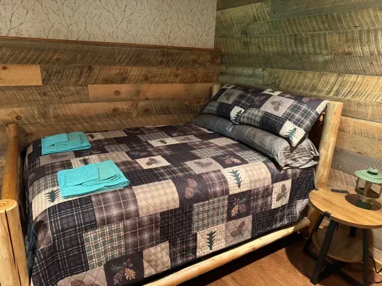 Queen Bed - Bedroom #2