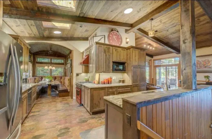 Peninsula Lakehouse (Renovated 2026) - image 32 of 47