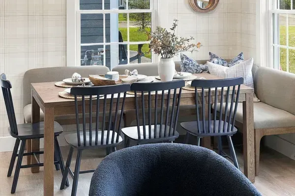 Dining nook seats 8