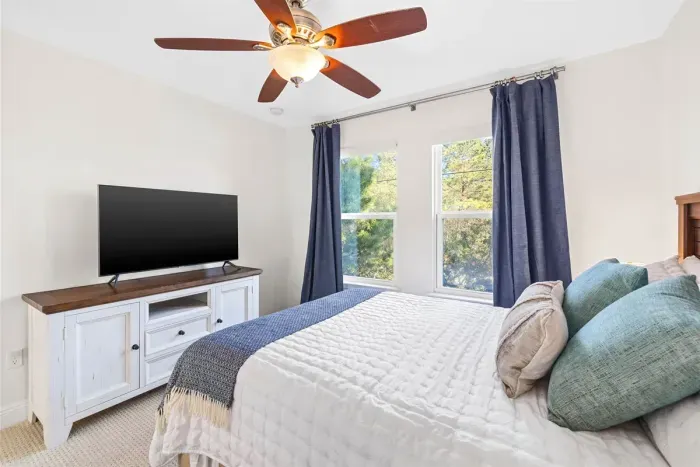 Guest bedroom queen bed